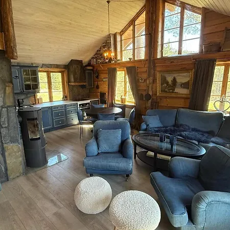 4 Star In * Grimstad (Aust-Agder)